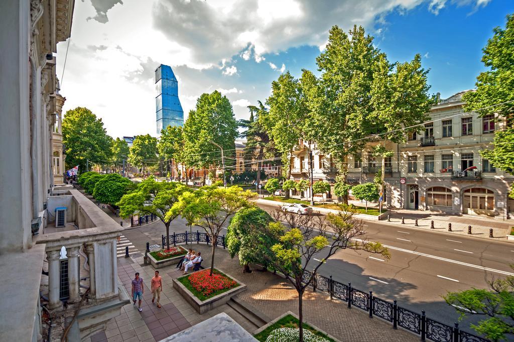 Boombully Boutique-Hotel Tbilisi Exterior foto